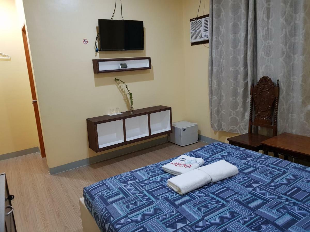 B&S Orchids Suites Hotel ดิโปลก ภายนอก รูปภาพ