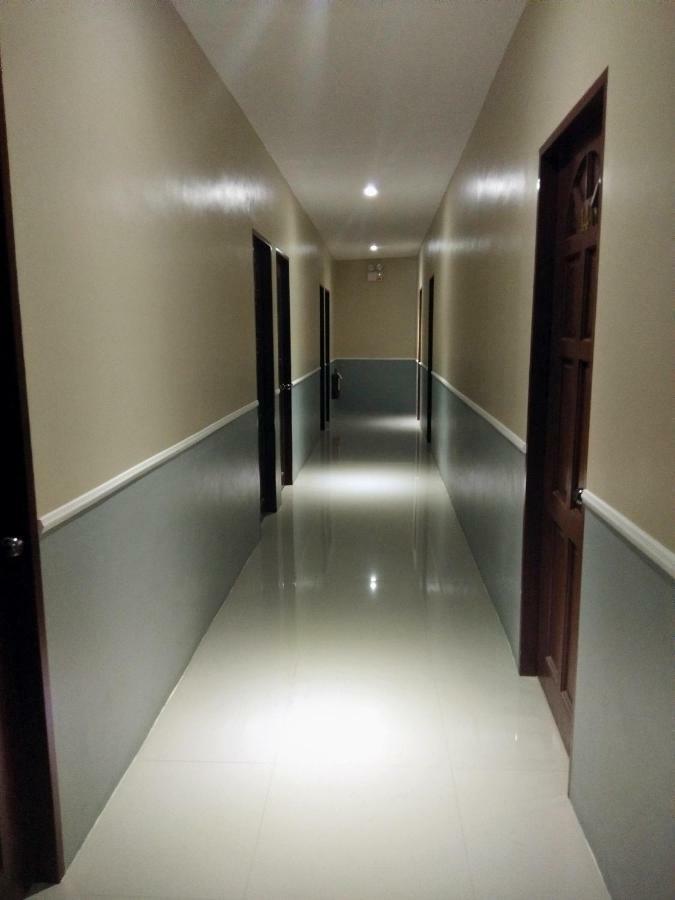 B&S Orchids Suites Hotel ดิโปลก ภายนอก รูปภาพ